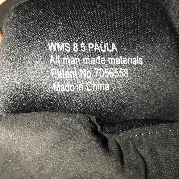 Over the knee black boots - Picture 5 of 6